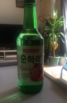 Chum Churum: 350ml Strawberry Soju 12% Vol. + Pfand 0,25