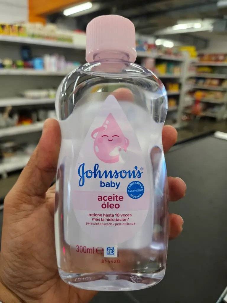 Johnson's: 300ml Baby Oil