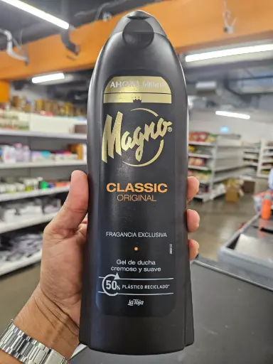 Magno: 600ml Classic Shower Gel